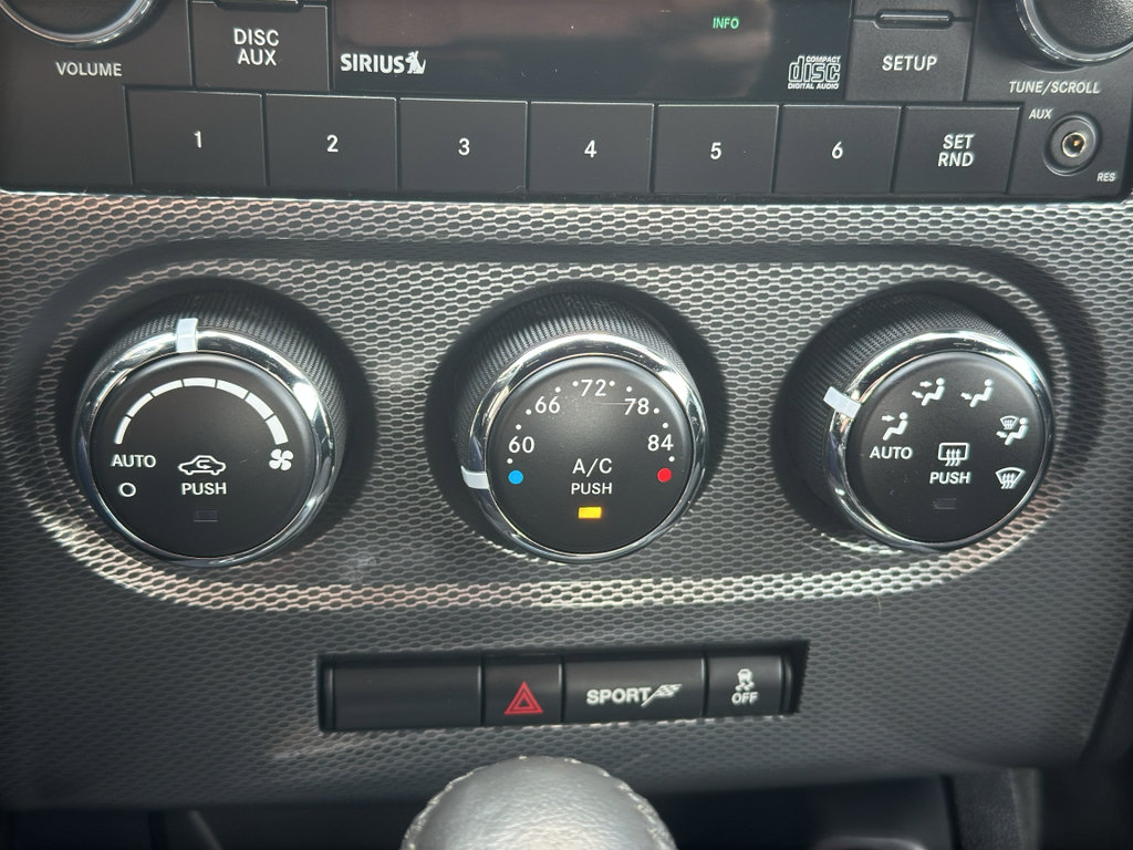 Used 2012 Dodge Challenger R/T image 19