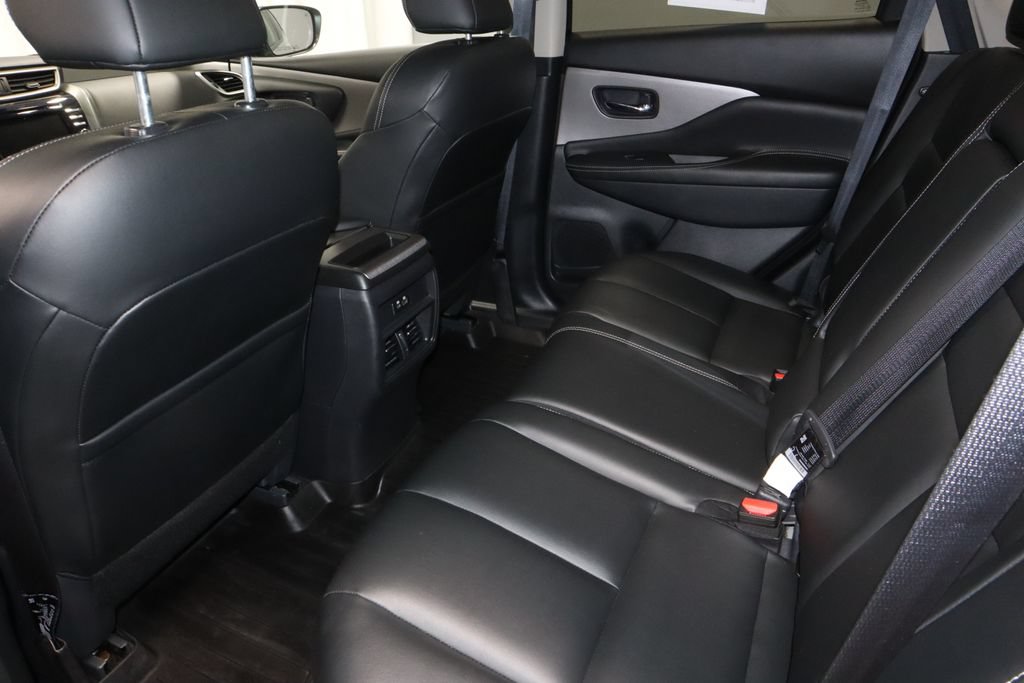 Certified 2024 Nissan Murano SV w/ SV Midnight Edition Package AWD/4WD image 21