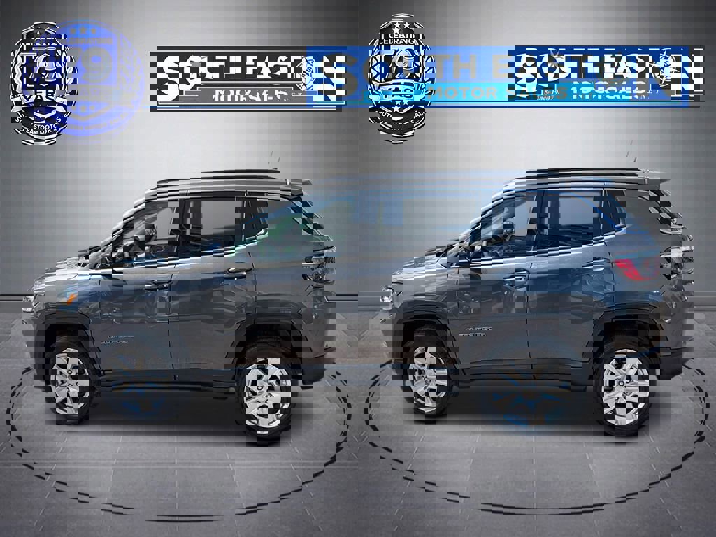 Used 2022 Jeep Compass Latitude image 8