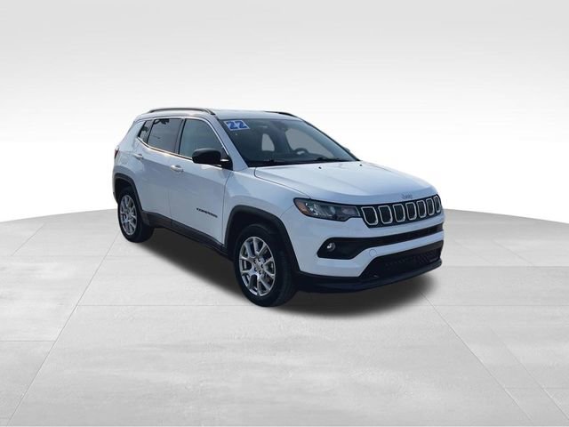 Used 2022 Jeep Compass Latitude video 2