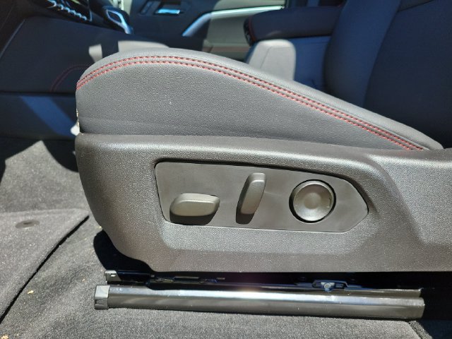 New 2026 Chevrolet Colorado Z71 w/ Technology Package AWD/4WD image 22