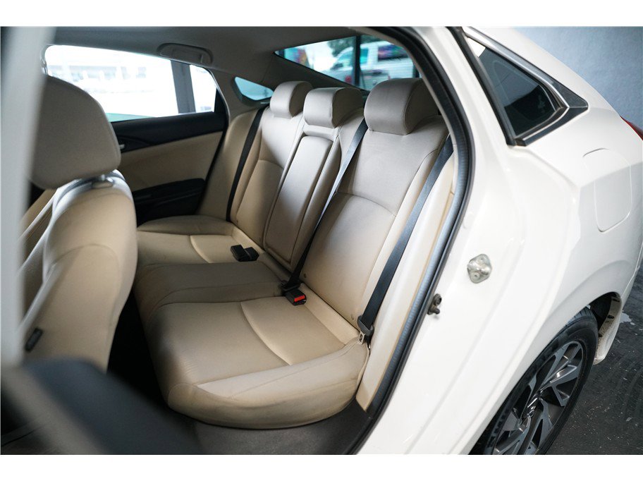 Used 2018 Honda Civic EX image 12