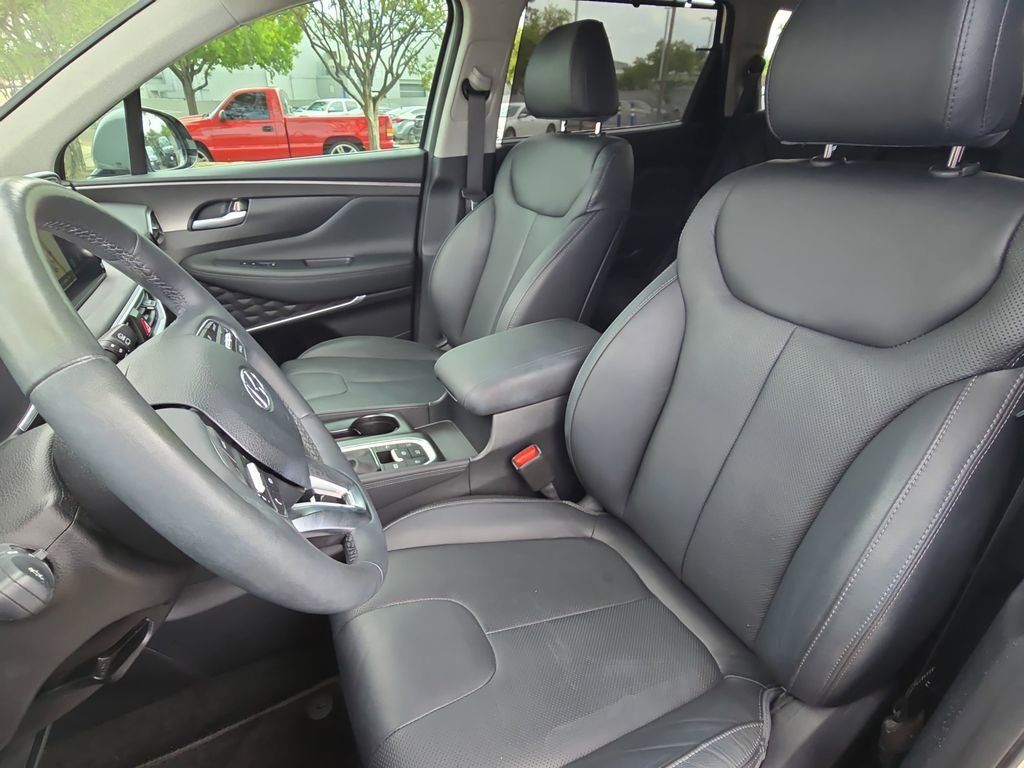 Used 2020 Hyundai Santa Fe Limited image 15