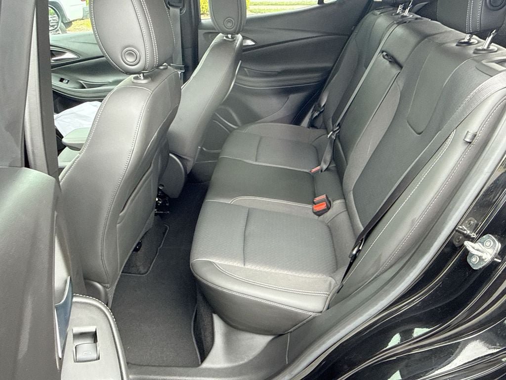 Certified 2023 Buick Encore GX Select w/ Sport Touring Package FWD image 16