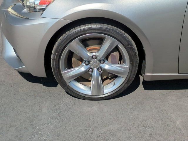 Used 2014 Lexus IS 350 350 w/ Luxury Package w/Gray Wood image 9