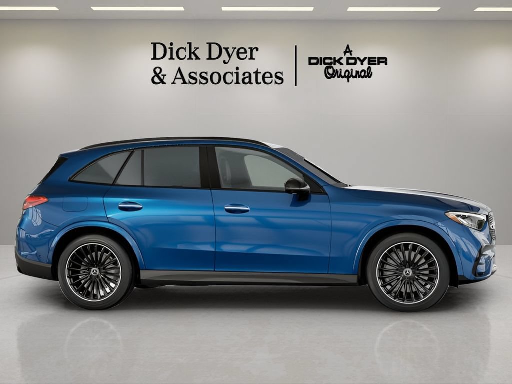 Used 2026 Mercedes-Benz GLC 300 image 10