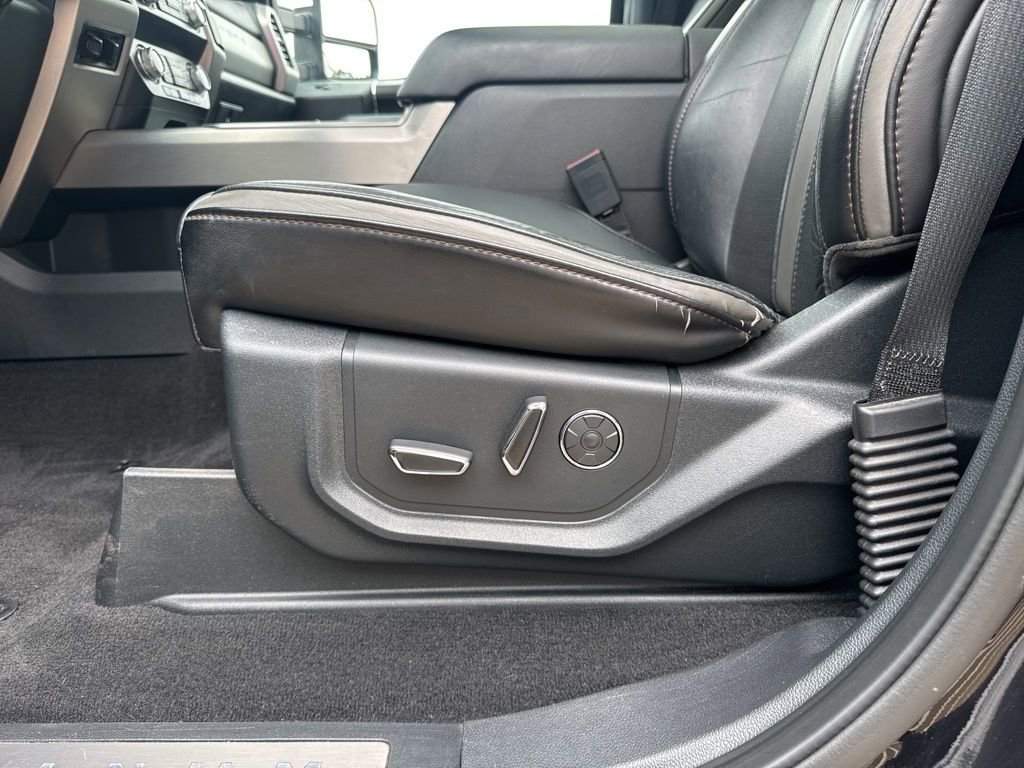 New 2026 Ford F350 Lariat w/ Chrome Package image 34