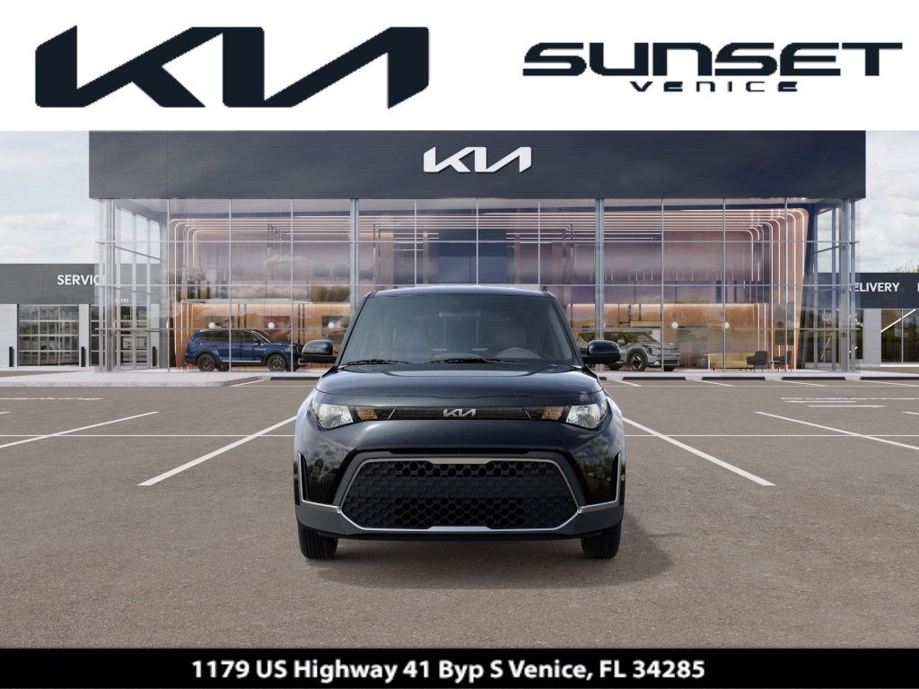 New 2025 Kia Soul LX image 1