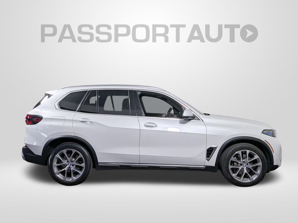 Certified 2024 BMW X5 xDrive40i w/ Premium Package AWD/4WD image 8