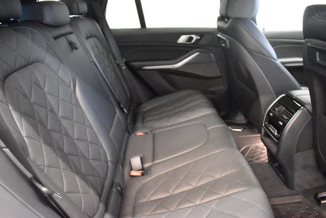 Used 2023 BMW X5 xDrive40i w/ Premium Package AWD/4WD image 17