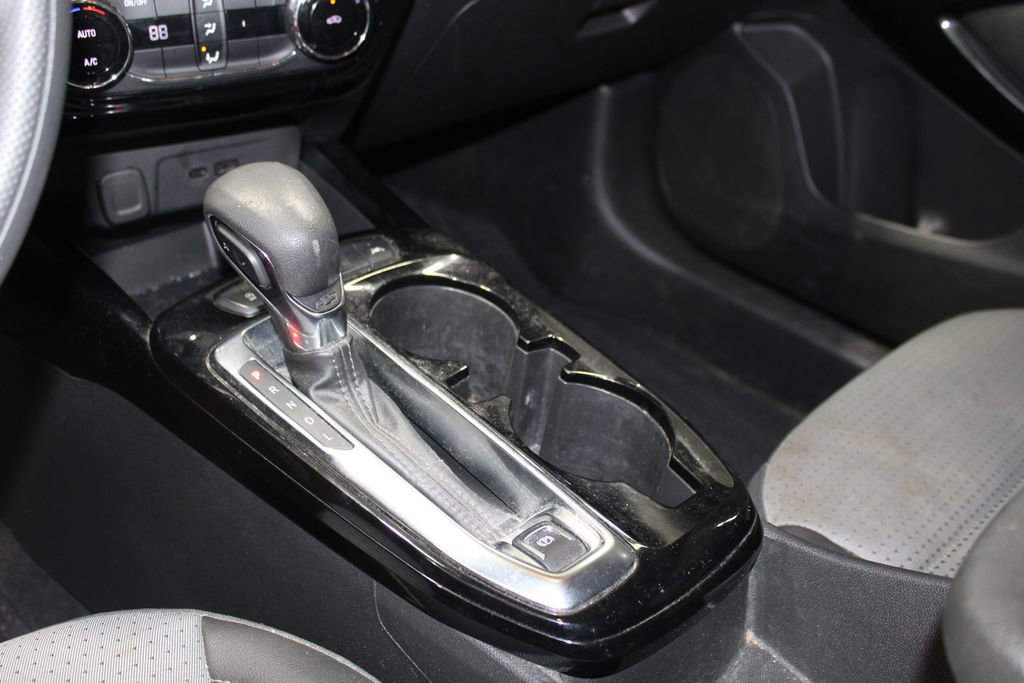 Used 2024 Chevrolet Trax LT image 24