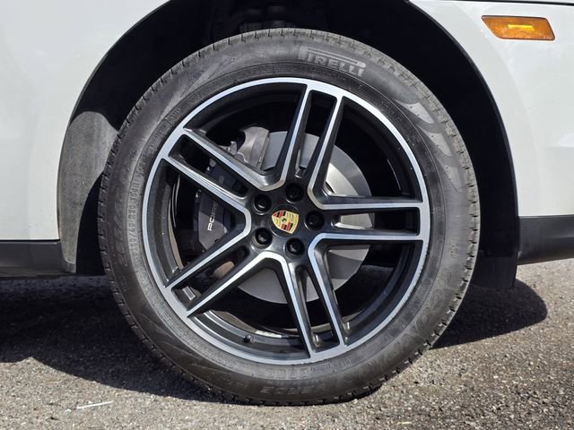 Used 2021 Porsche Macan image 11