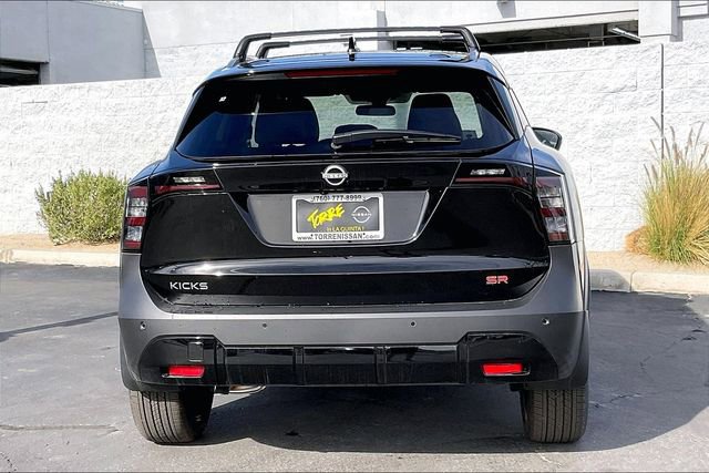 New 2026 Nissan Kicks SR FWD image 3