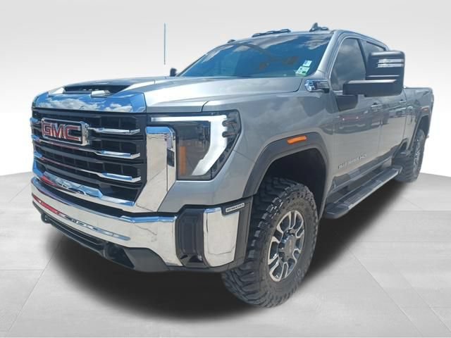 Used 2024 GMC Sierra 2500 SLE w/ SLE Value Package; AWD/4WD image 3