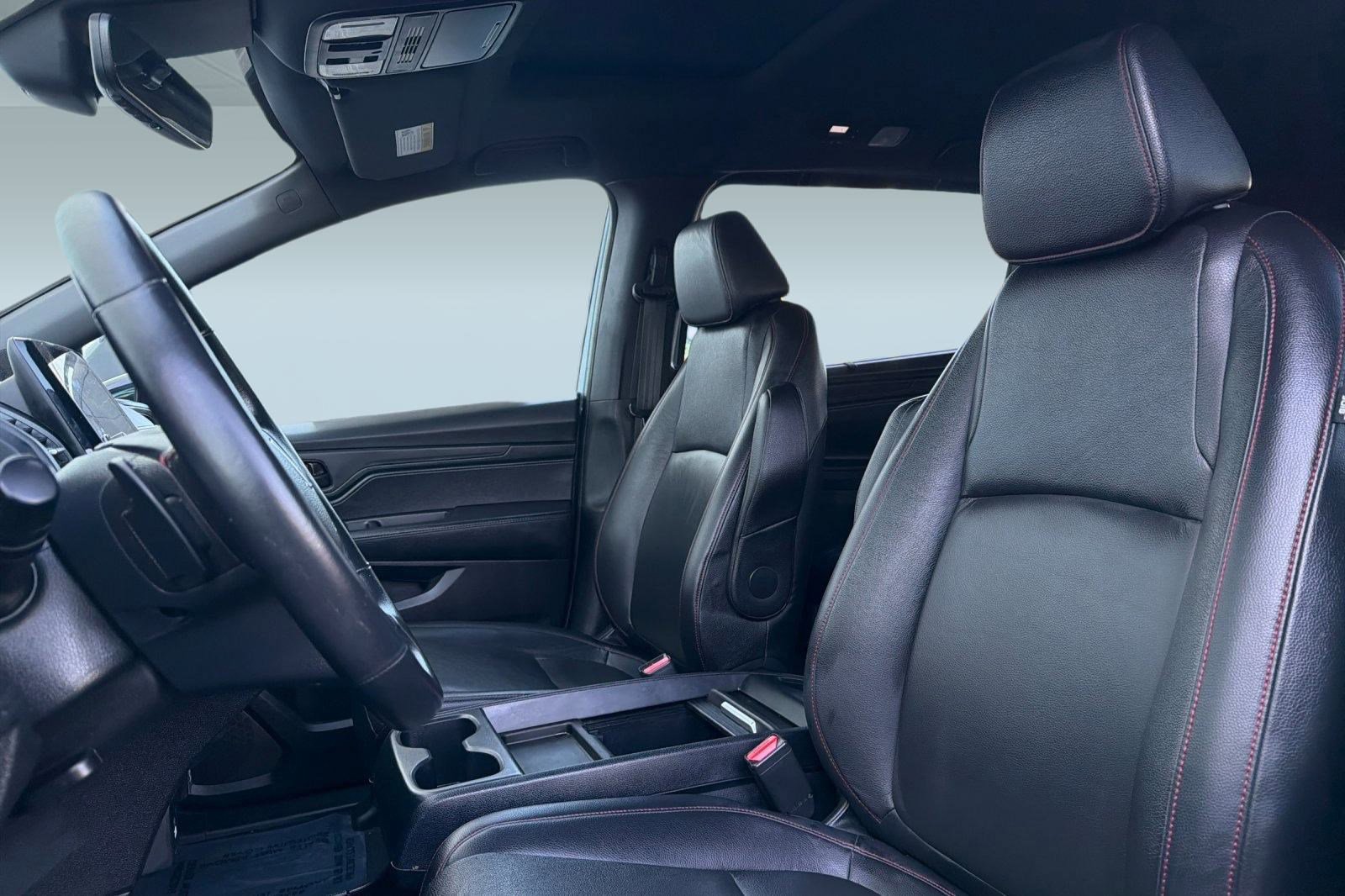Certified 2023 Honda Odyssey Sport image 22