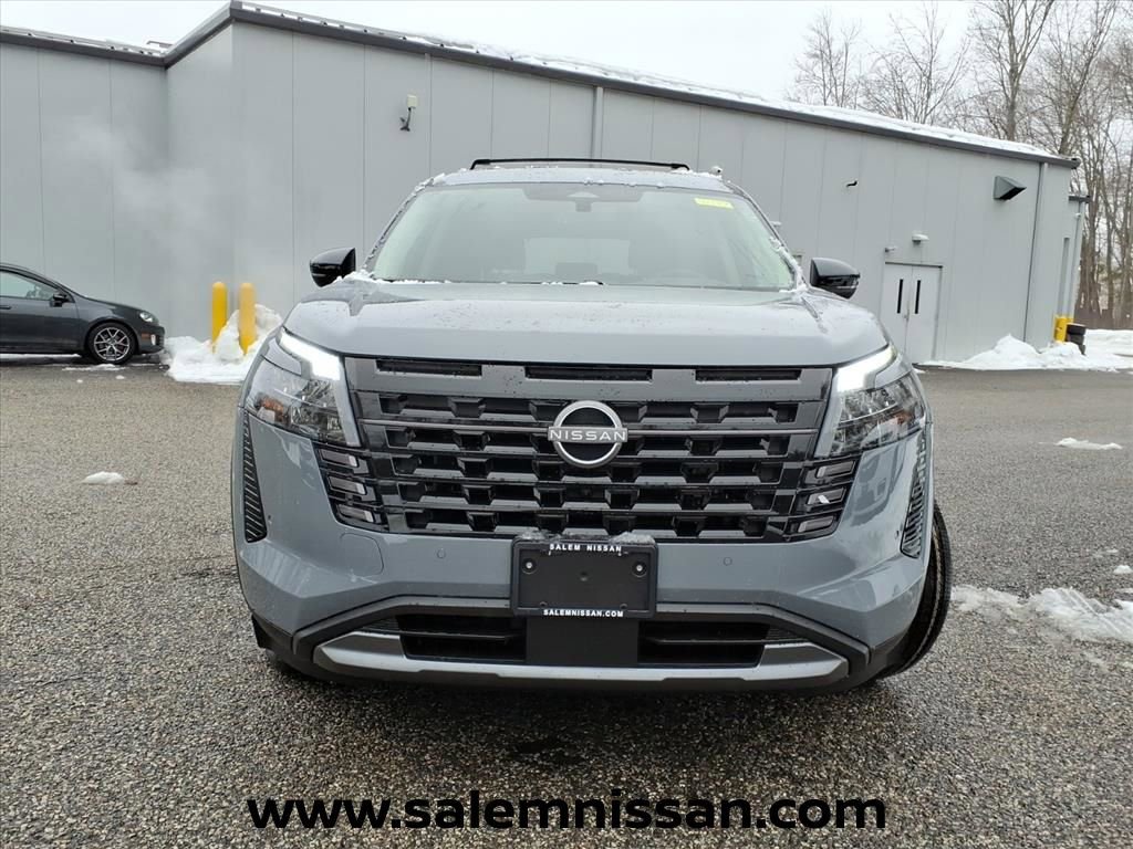 New 2026 Nissan Pathfinder Platinum w/ Cargo Package image 2
