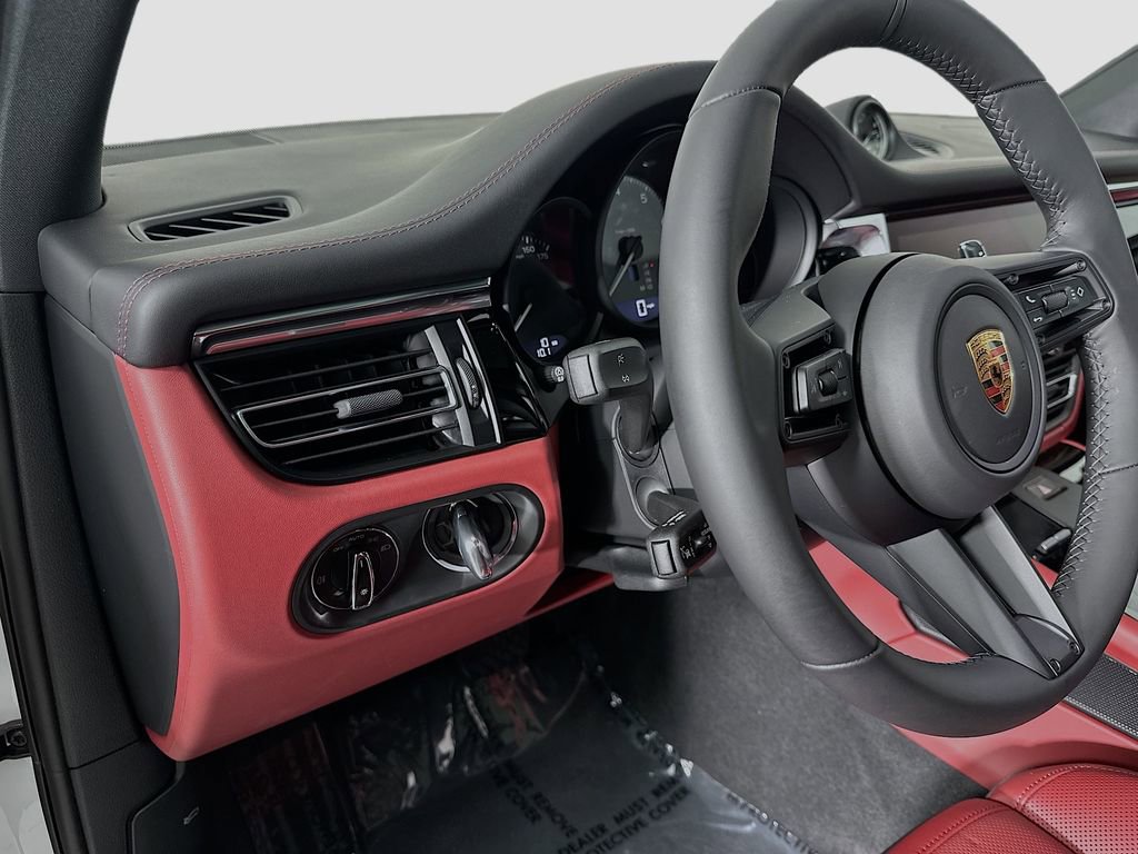 New 2026 Porsche Macan S image 11