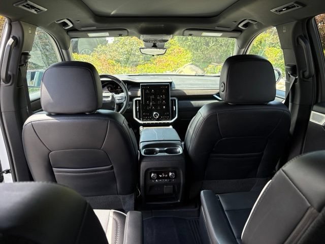 Certified 2025 GMC Acadia Denali w/ Super Cruise Package AWD/4WD image 14
