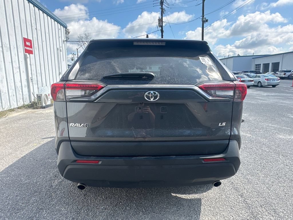 Used 2025 Toyota RAV4 LE FWD image 7