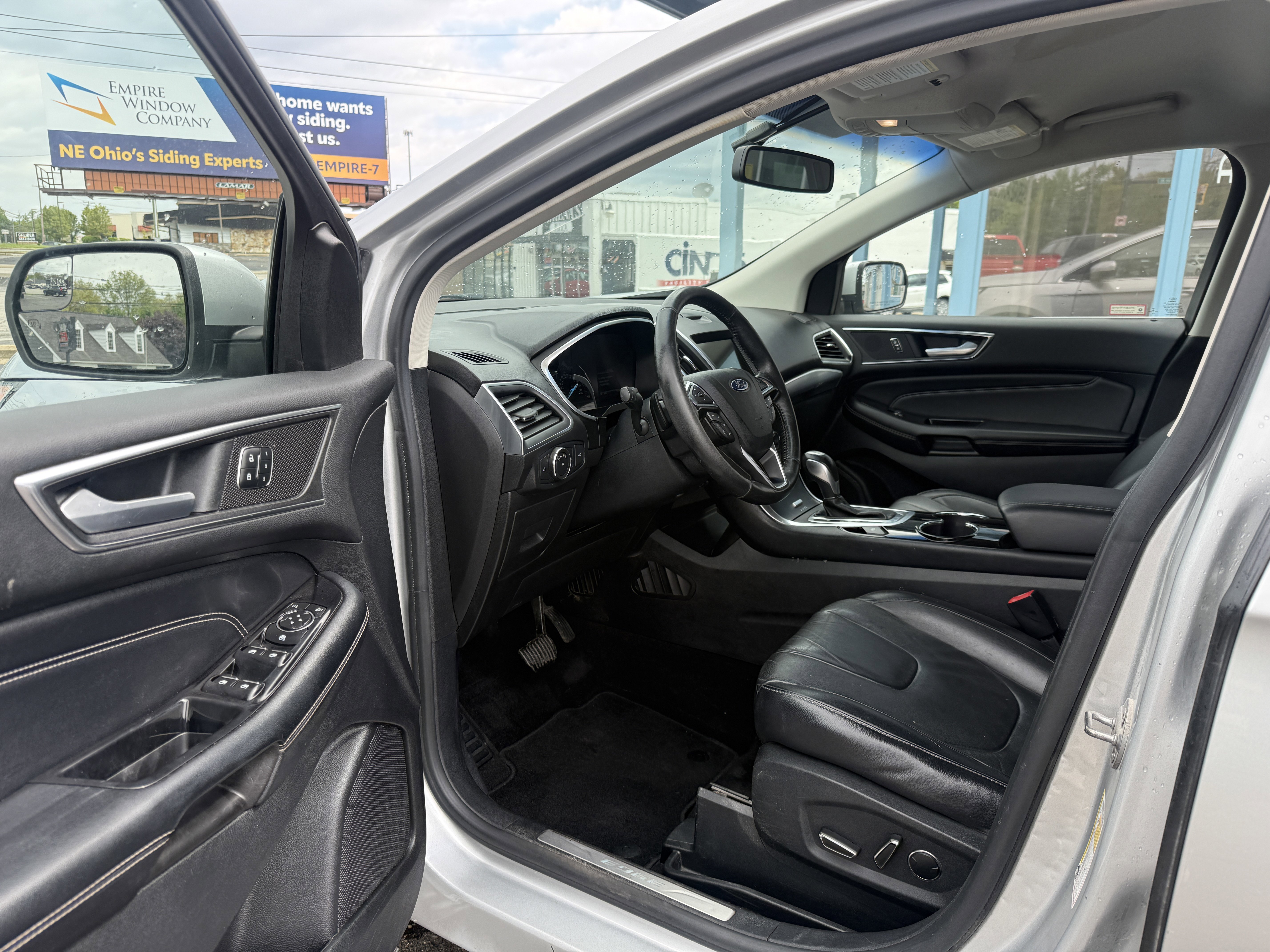 Used 2016 Ford Edge Titanium w/ Class II Trailer Tow Package AWD/4WD image 9
