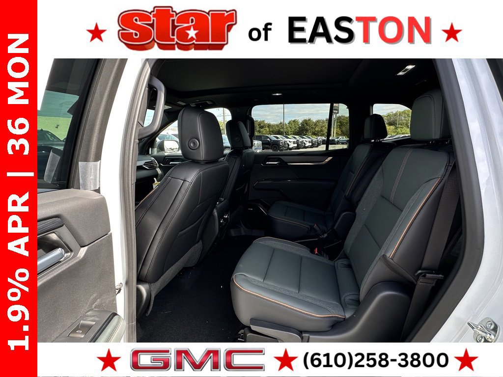 New 2026 GMC Acadia AT4 w/ Luxury Package image 17