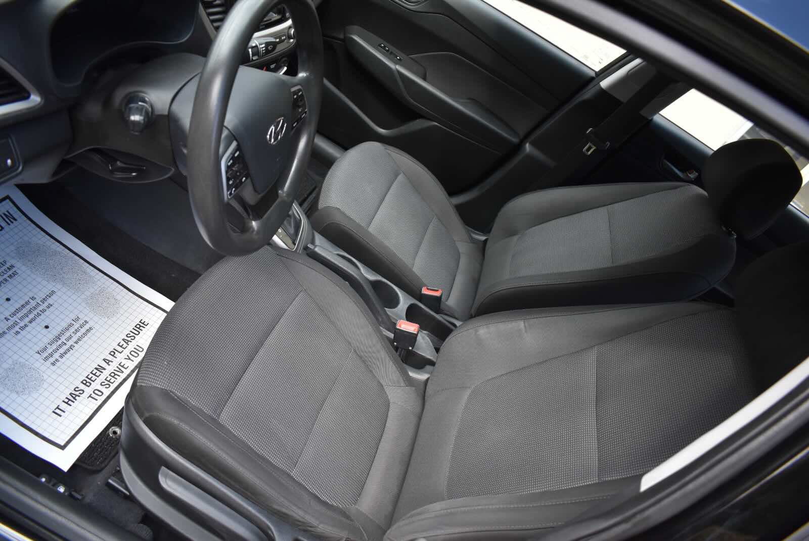 Used 2020 Hyundai Accent SE FWD image 12