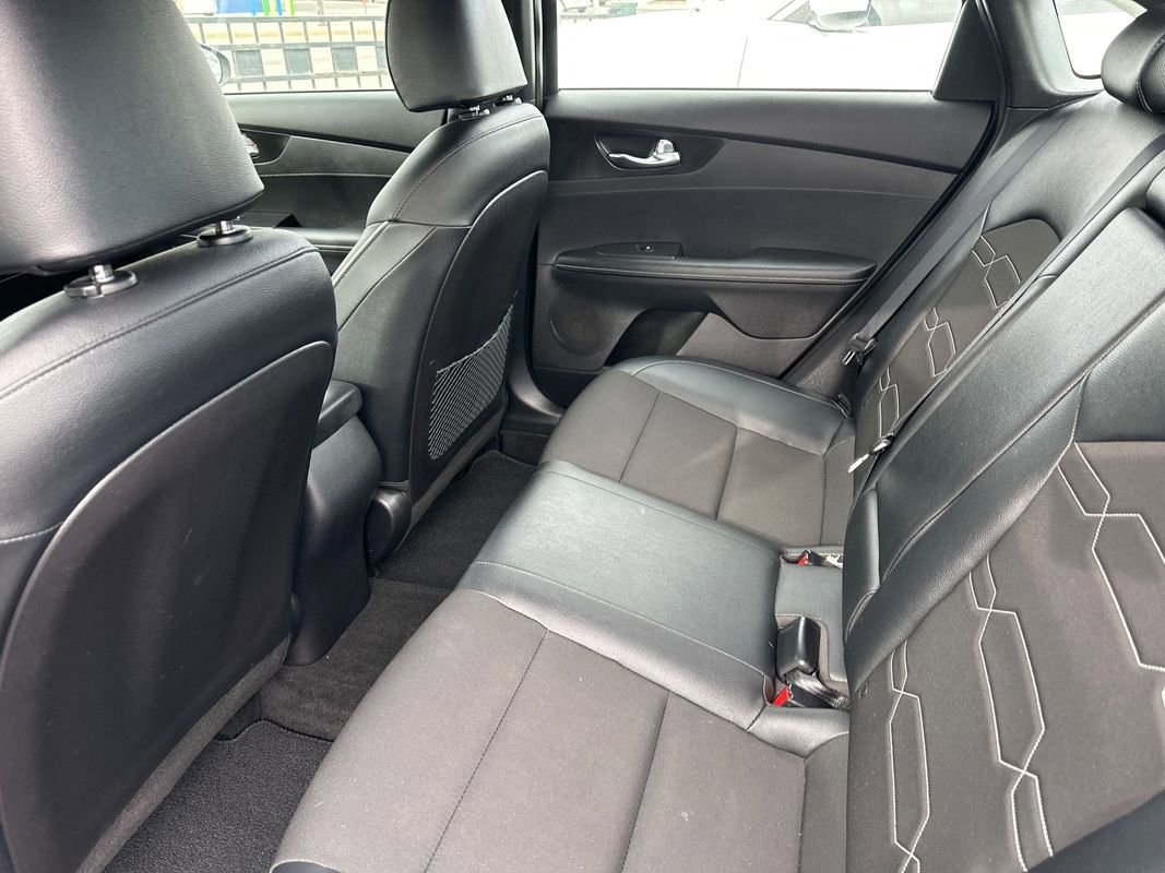 Used 2021 Kia Forte GT-Line w/ GT-Line Premium Package image 30