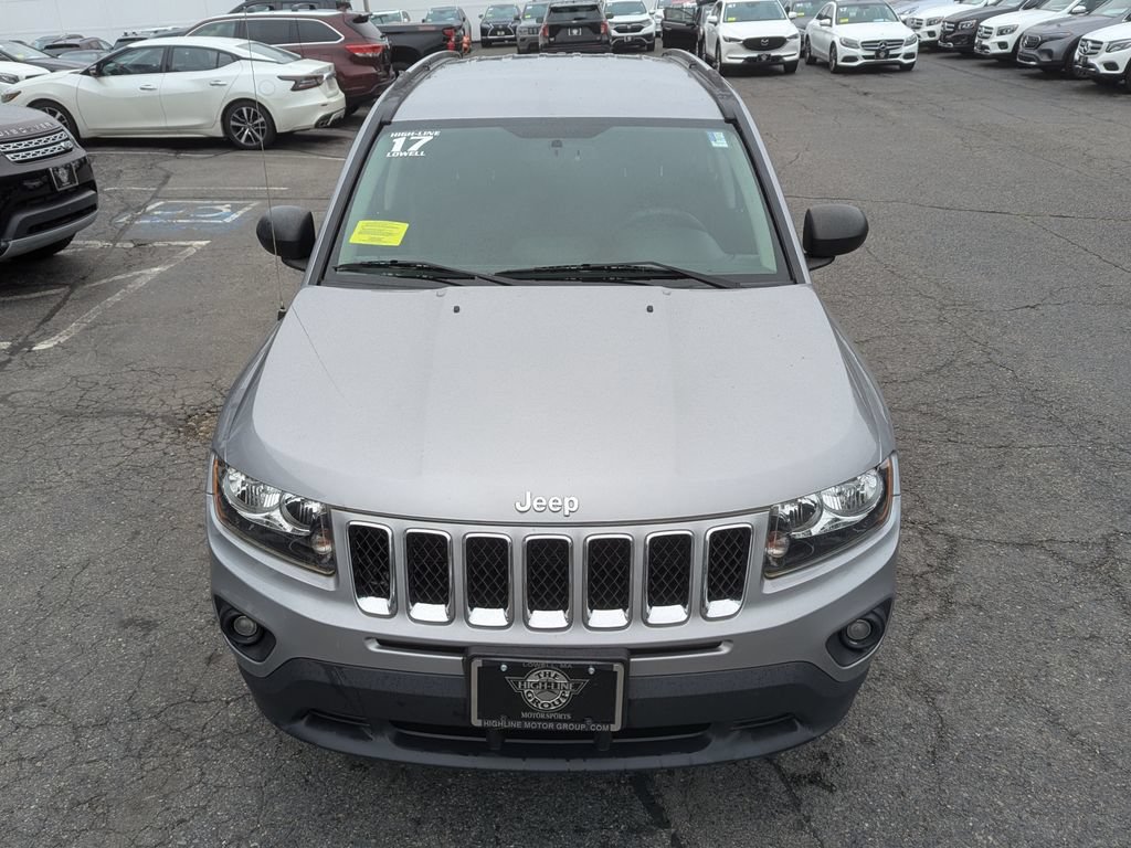 Used 2017 Jeep Compass Sport w/ Power Value Group AWD/4WD image 3