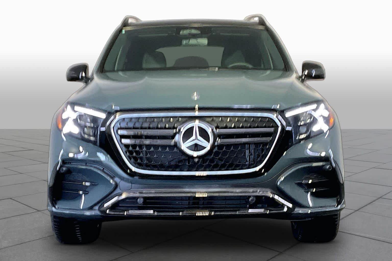 New 2027 Mercedes-Benz GLS 450 4MATIC image 2
