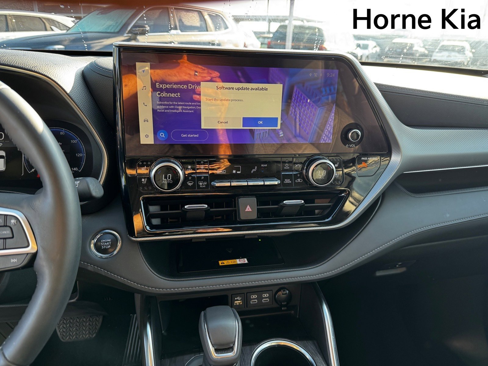 Used 2023 Toyota Highlander Platinum image 21