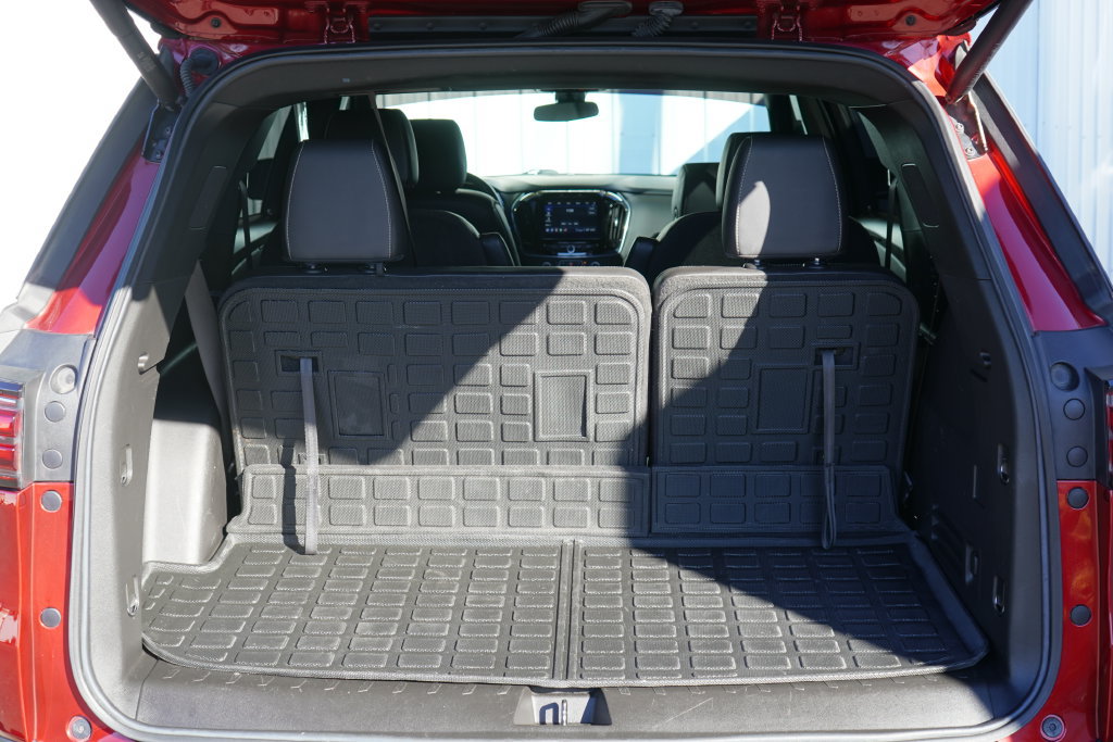 Used 2023 Chevrolet Traverse LT AWD/4WD image 8