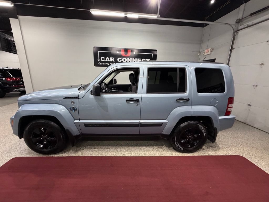 Used 2012 Jeep Liberty Arctic AWD/4WD image 13