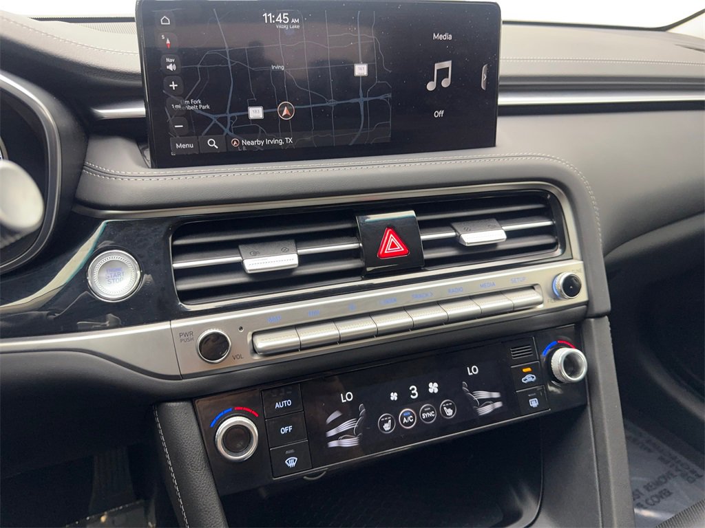 Used 2025 Genesis G70 2.5T image 61