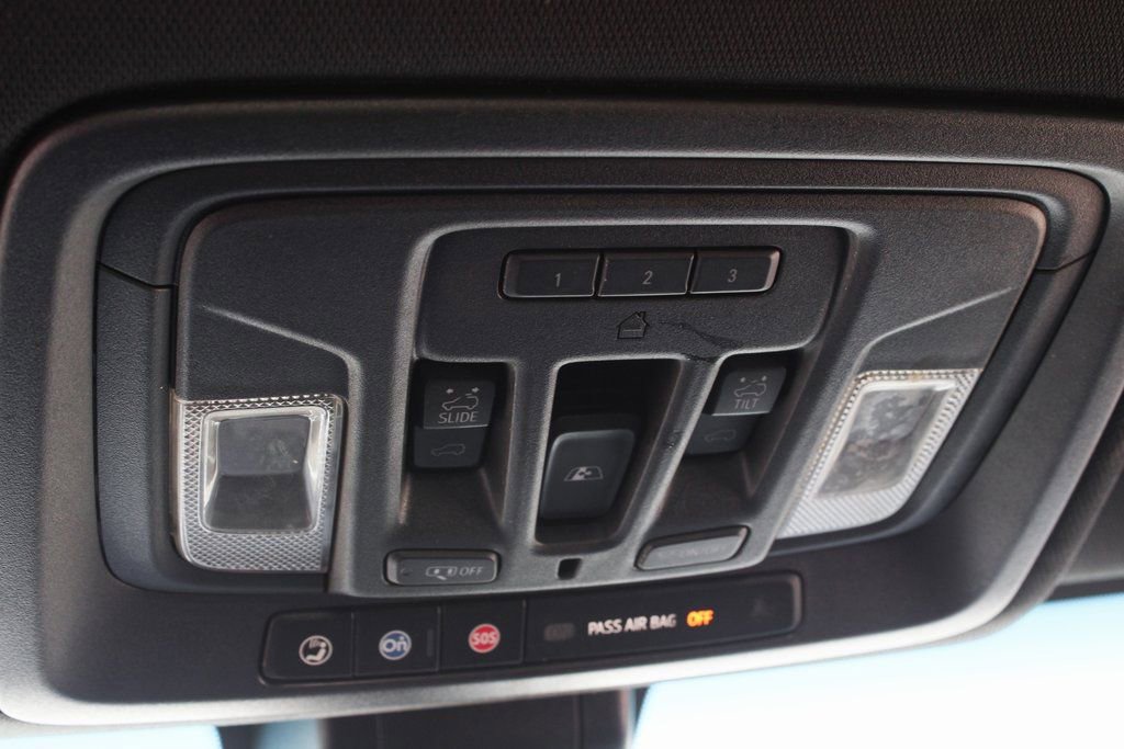 Used 2020 Chevrolet Silverado 3500 High Country w/ Z71 Off-Road Package AWD/4WD image 30