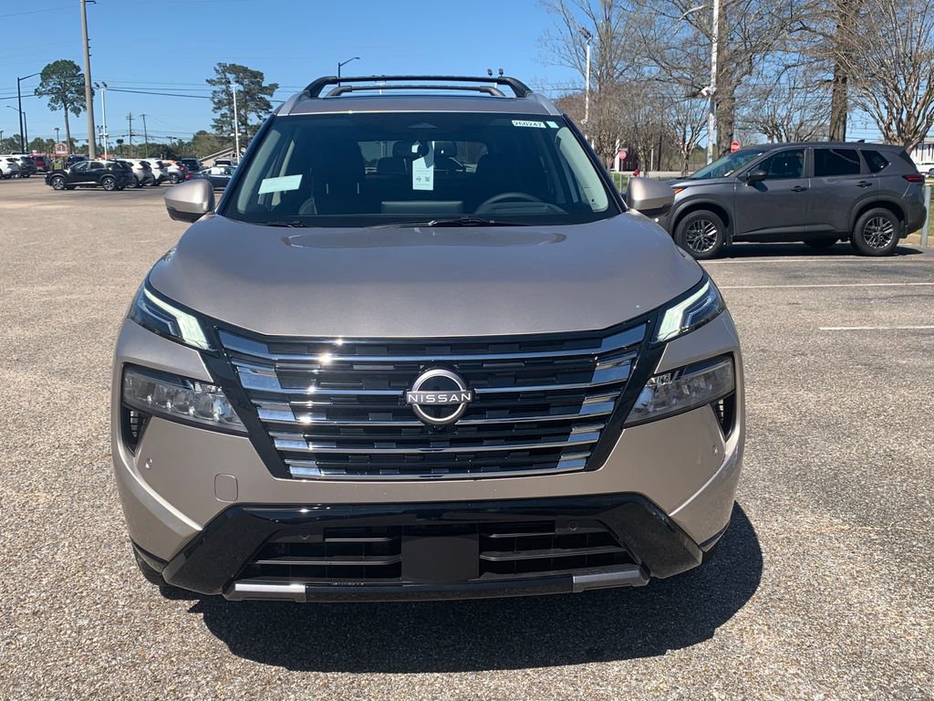 New 2026 Nissan Rogue Platinum image 4