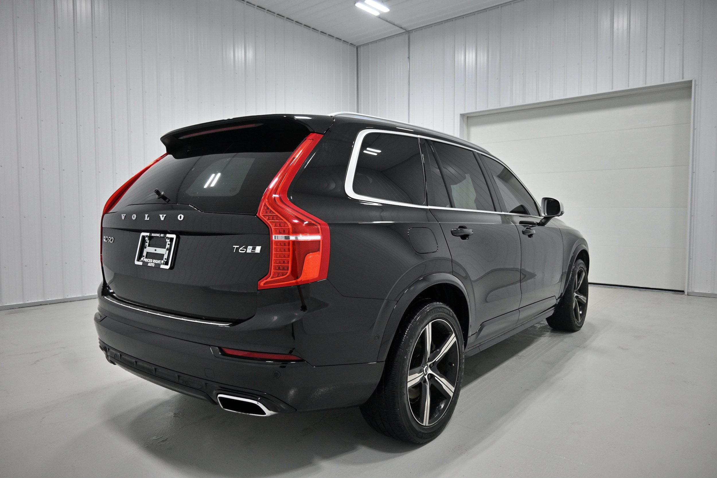 Used 2019 Volvo XC90 T6 R-Design w/ Advanced Package AWD/4WD image 37