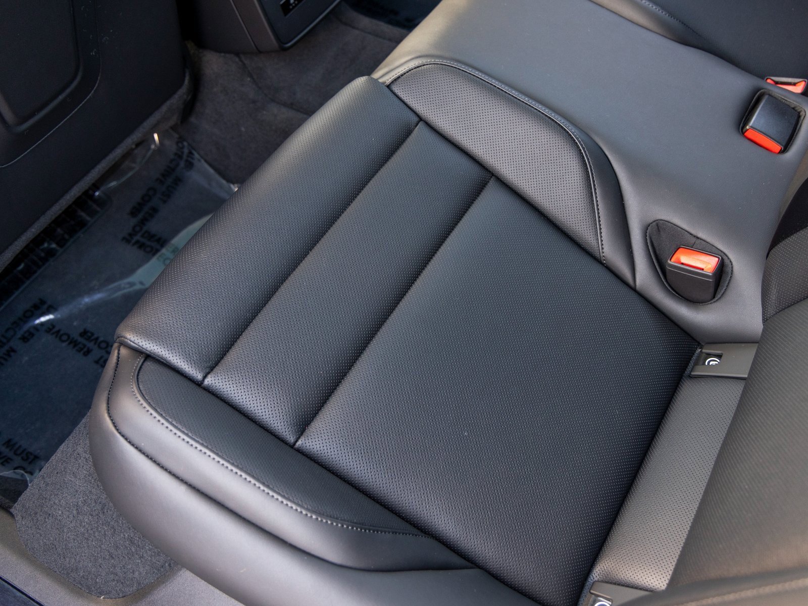 New 2026 Porsche Taycan image 37