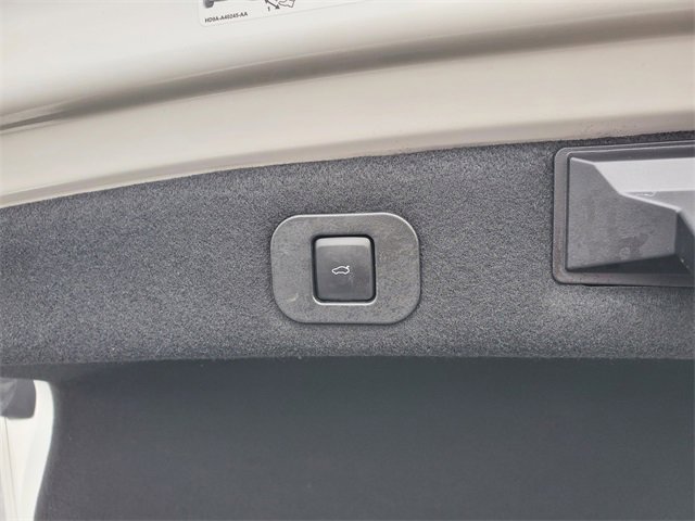 Used 2020 Lincoln Continental Reserve image 29