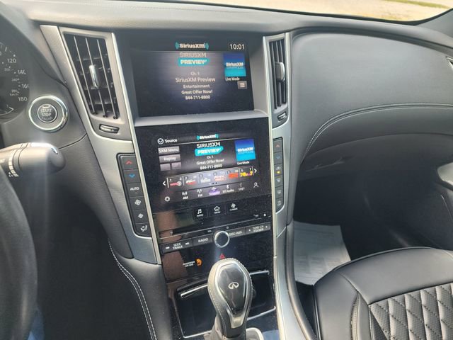 Used 2020 INFINITI Q60 3.0t Luxe RWD image 7