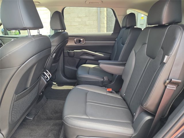 Certified 2025 Kia Sorento X-Line EX AWD/4WD image 29