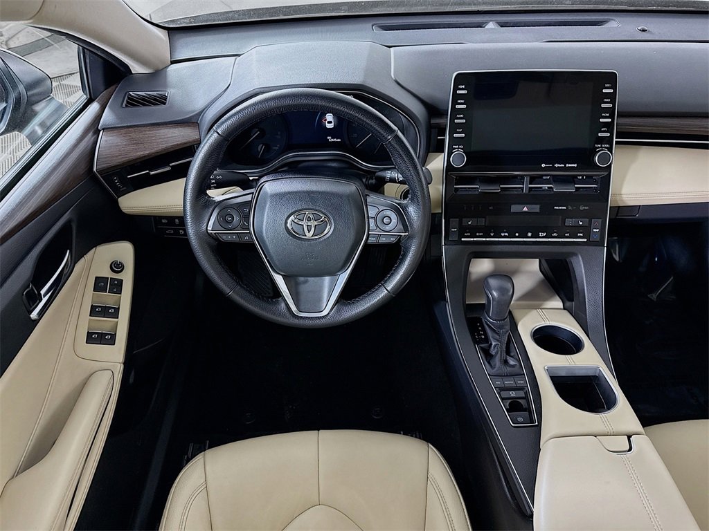 Certified 2020 Toyota Avalon XLE w/ Moonroof Package image 4