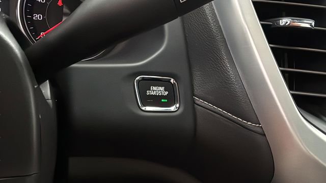 Used 2023 GMC Acadia SLE w/ Driver Convenience Package FWD image 29