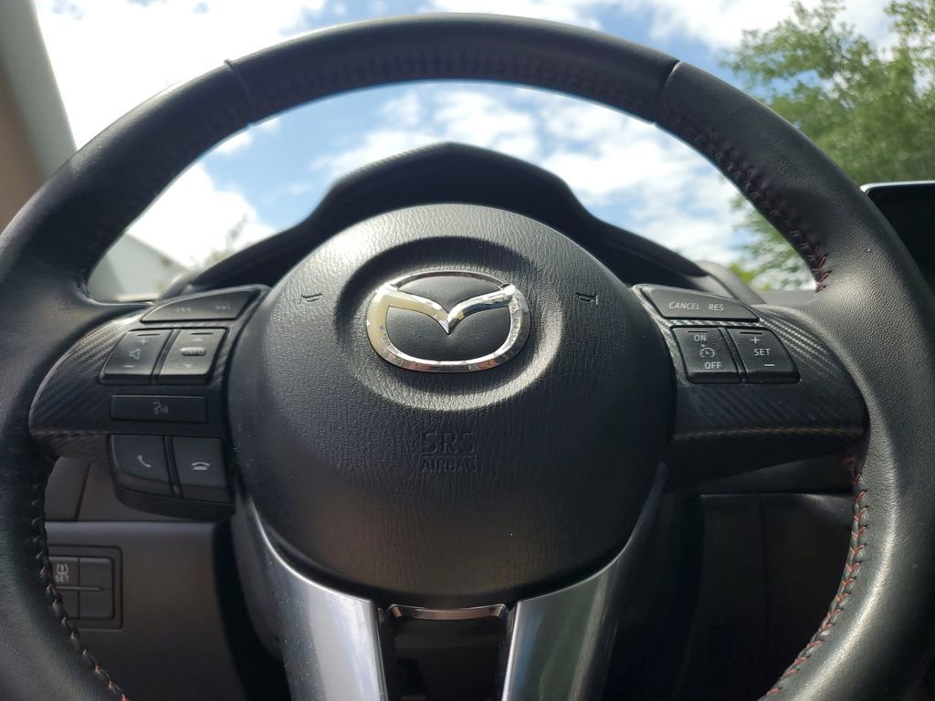 Used 2016 MAZDA MAZDA3 i Grand Touring image 23