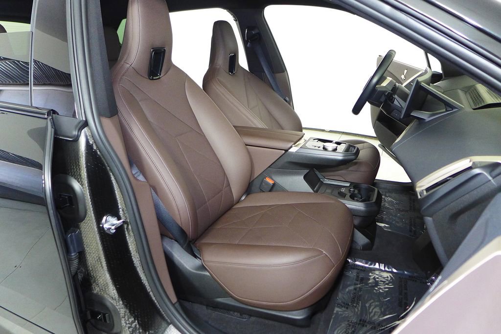 Certified 2023 BMW iX xDrive50 w/ Sport Package image 18