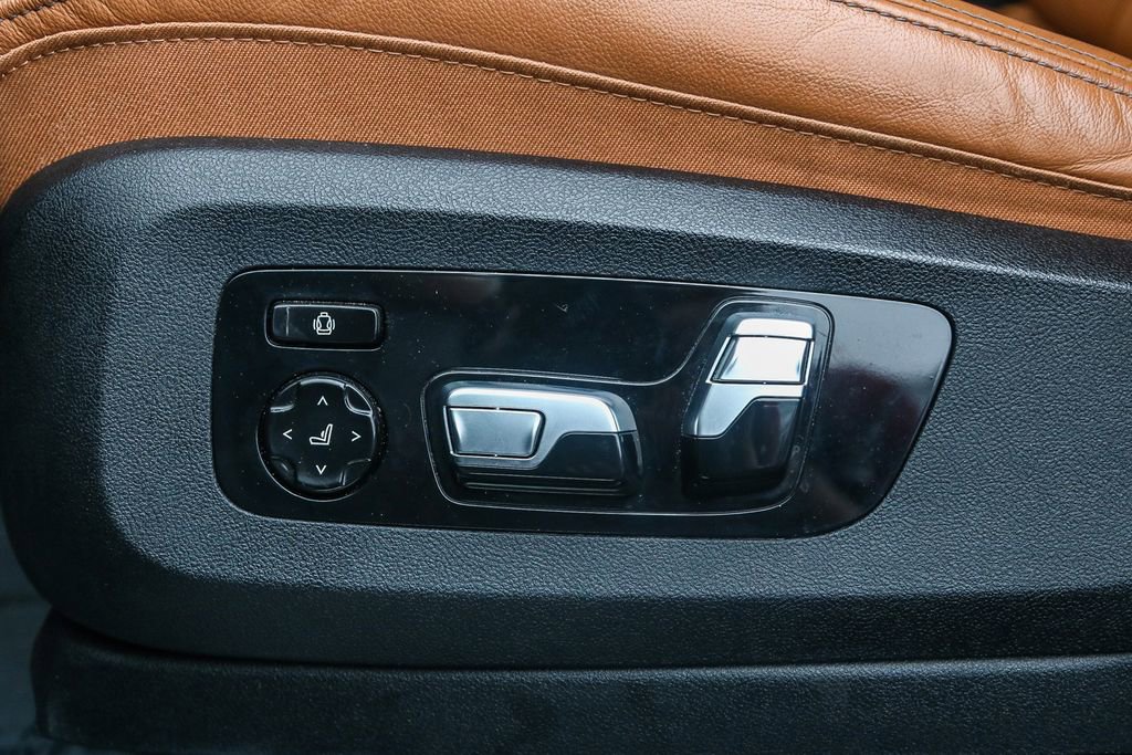 Certified 2022 BMW X6 xDrive40i w/ Executive Package image 23