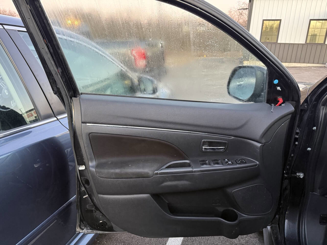 Used 2024 Mitsubishi Outlander Sport ES image 23