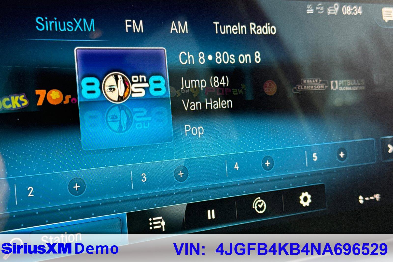 Certified 2022 Mercedes-Benz GLE 350 4MATIC w/ Premium Package image 29