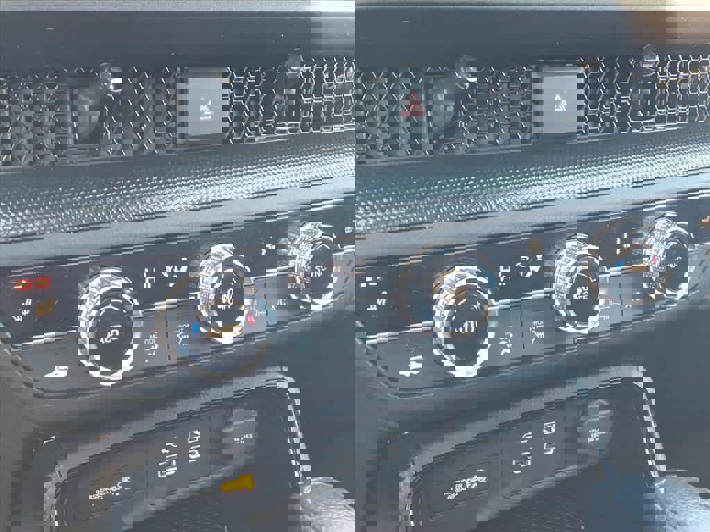 Used 2024 Honda CR-V EX image 12