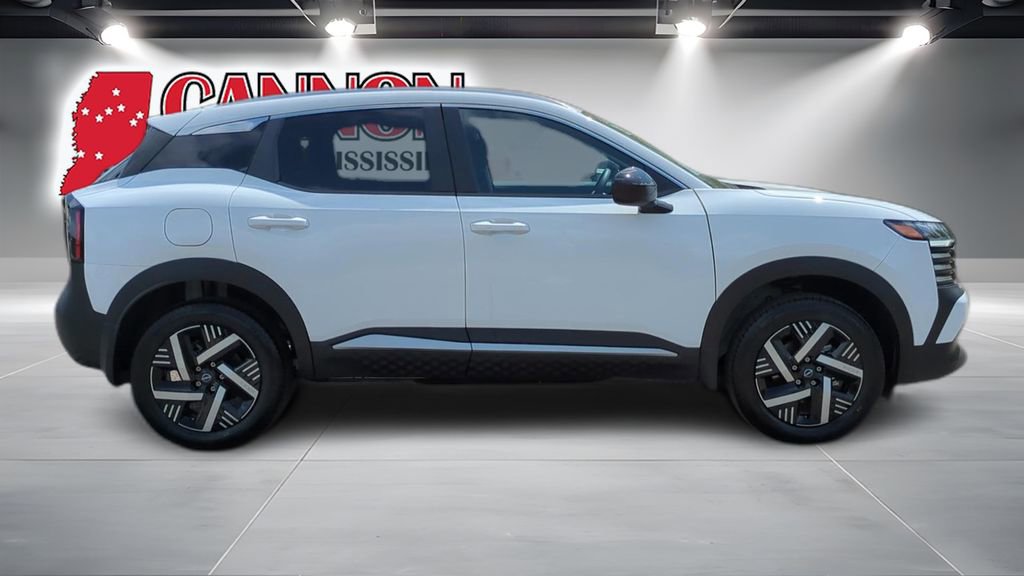 New 2026 Nissan Kicks SV w/ SV Premium Package image 4