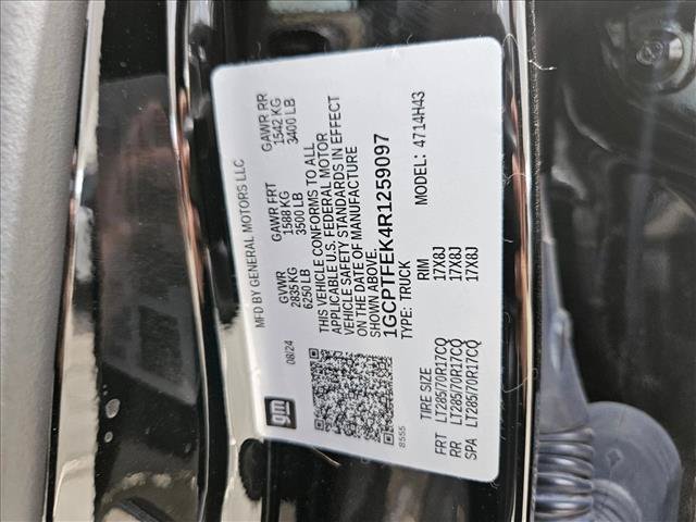 Used 2024 Chevrolet Colorado ZR2 w/ Technology Package AWD/4WD image 20
